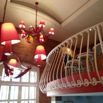 Banapple Pies & Cheesecakes - Tutuban 1 Interior - Cafes Near Me - Manila, NCR