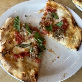 Industrial Eats - Fennel sausage, tomato and mozzarella pizza - Pizza Near Me - Buellton, California Industrial Eats - Fennel sausage, tomato and mozzarella pizza - Pizza Near Me - Buellton, California