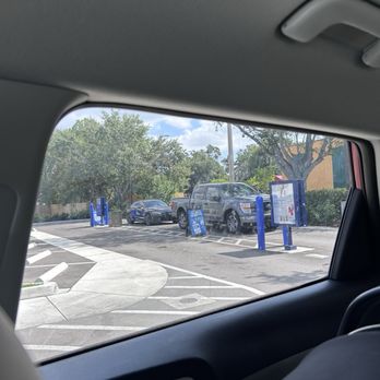 Dutch Bros Coffee - Juice Bars & Smoothies Near Me - Tampa, Florida Dutch Bros Coffee - Juice Bars & Smoothies Near Me - Tampa, Florida