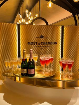Moët et Chandon by null