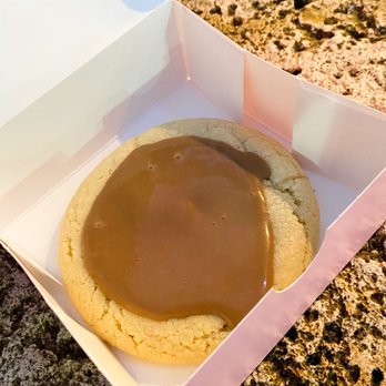 Crumbl - Davie - Maple Cinnamon Roll - so good!!!! And served hot - Bakeries Near Me - Davie, Florida Crumbl - Davie - Maple Cinnamon Roll - so good!!!! And served hot - Bakeries Near Me - Davie, Florida