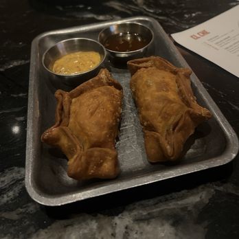 El Che Steakhouse & Bar - Empanadas - Argentine Near Me - Chicago, Illinois
