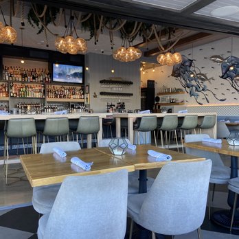 Riviera House - Seafood Near Me - Redondo Beach, California