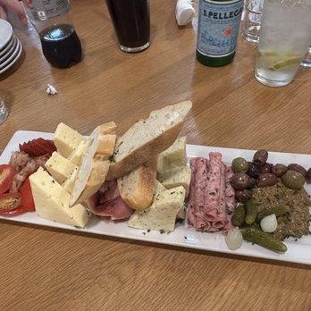 Well Hung Vineyard - Cheese plate - Wine Bars Near Me - Roanoke, Virginia