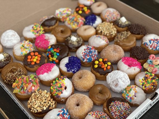 The Mini Donut Company by null