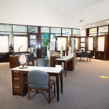 Elgin Family Eye Care - Optometrists Near Me - Elgin, Illinois Elgin Family Eye Care - Optometrists Near Me - Elgin, Illinois