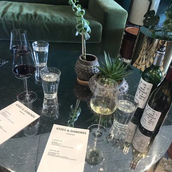 Ashes & Diamonds - Tasting No 1 & 2 - Wineries Near Me - Napa, California