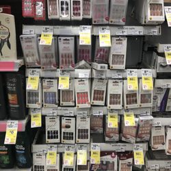 Walgreens - Kiss Brand nail sets