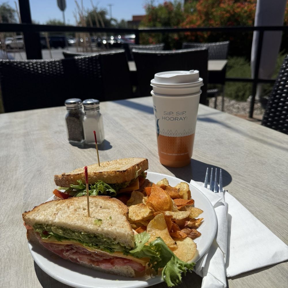 BLT