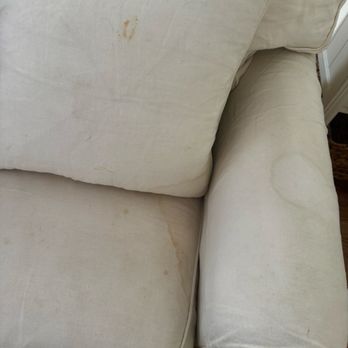 RealJoy Vacations - Stains on sofa - Vacation Rentals Near Me - Destin, Florida