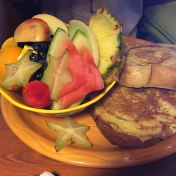Bagel Cafe - French toast and side of fruit - Breakfast & Brunch Near Me - St. John's, Newfoundland and Labrador Bagel Cafe - French toast and side of fruit - Breakfast & Brunch Near Me - St. John's, Newfoundland and Labrador