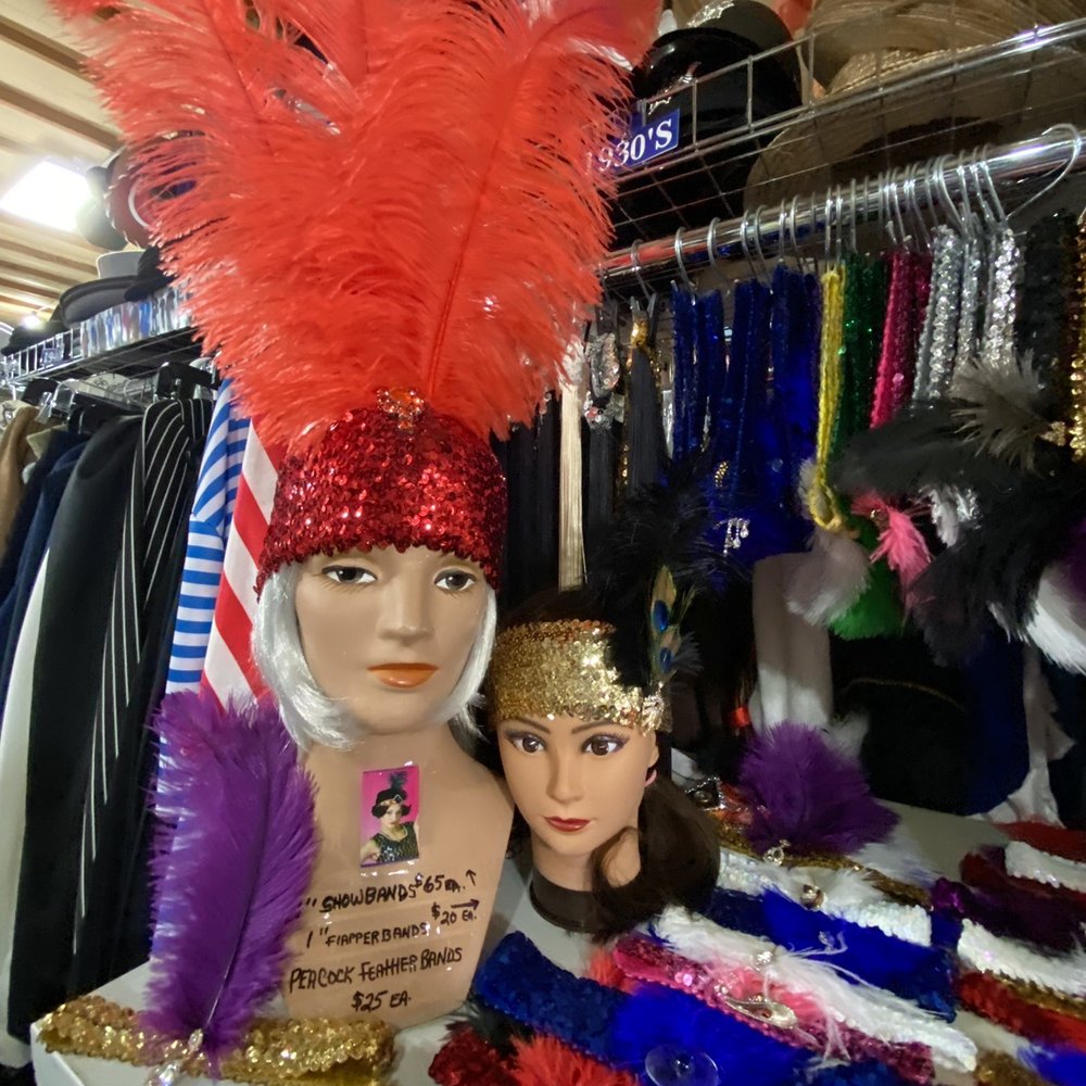 I purchased this headdress for a party on the strip last week, and it was a HIT! Thanks, Marty! I purchased this headdress for a party on the strip last week, and it was a HIT! Thanks, Marty!