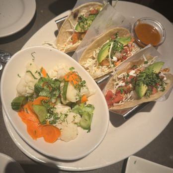 The Cheesecake Factory - Shrimp Tacos from the Skinnylicious menu - Desserts Near Me - Beverly Hills, California The Cheesecake Factory - Shrimp Tacos from the Skinnylicious menu - Desserts Near Me - Beverly Hills, California