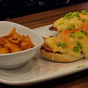 Another Broken Egg Cafe - Breakfast & Brunch Near Me - Winter Park, Florida Another Broken Egg Cafe - Breakfast & Brunch Near Me - Winter Park, Florida