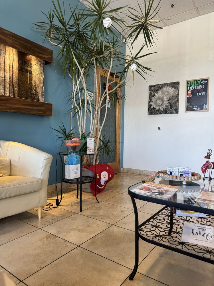 Hand & Stone Massage and Facial Spa