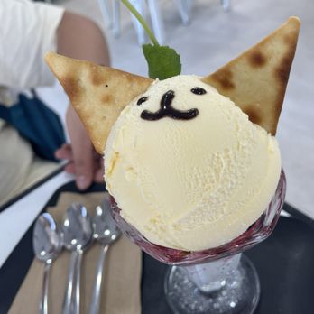 Arcane Maid Cafe - Cute cate sundae. - Themed Cafes Near Me - Arcadia, California