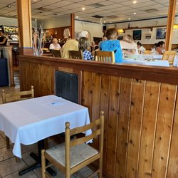 Leo's Tapas & Grill Greek Cuisine
