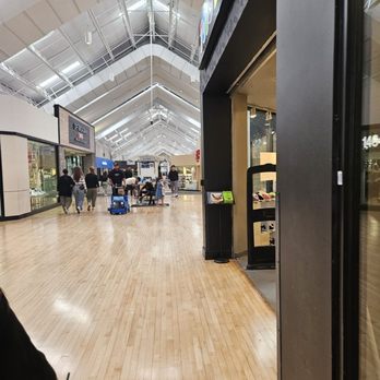 nike franklin mills mall