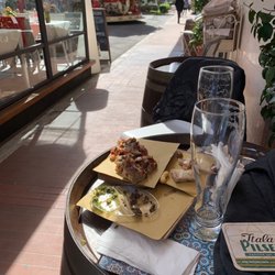 Pizzoteca - Leftovers. Streetside