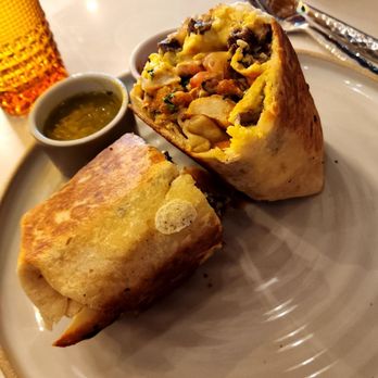 Las Botellas - Breakfast burrito with steak - Desserts Near Me - Riverton, Utah Las Botellas - Breakfast burrito with steak - Desserts Near Me - Riverton, Utah