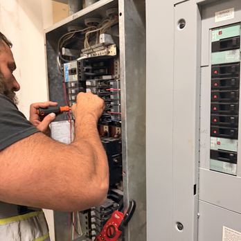 Life Voltage and Group - Electricians Near Me - Kissimmee, Florida Life Voltage and Group - Electricians Near Me - Kissimmee, Florida