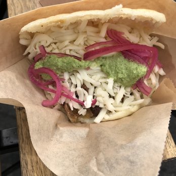 Sus Arepas - The Rumbera $7 with Spicy Green Sauce (instead of Sriracha Mayo)..a bit skimpy on the toppings - Food Trucks Near Me - Los Angeles, California Sus Arepas - The Rumbera $7 with Spicy Green Sauce (instead of Sriracha Mayo)..a bit skimpy on the toppings - Food Trucks Near Me - Los Angeles, California