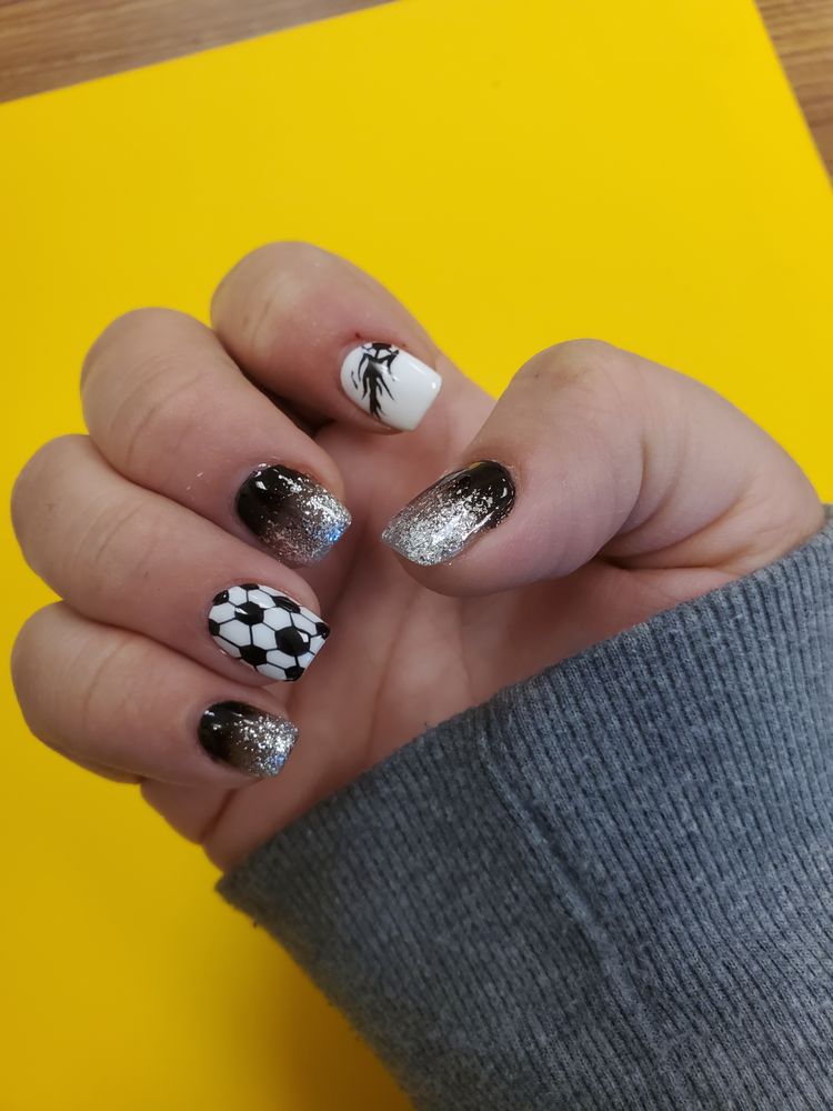 Prosperity Nails & Spa Image