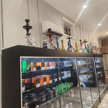 Cloud Chasers - A variety of Hookahs and beautiful bong glasses for awesome prices! On the left wall! - Vape Shops Near Me - Baltimore, Maryland Cloud Chasers - A variety of Hookahs and beautiful bong glasses for awesome prices! On the left wall! - Vape Shops Near Me - Baltimore, Maryland