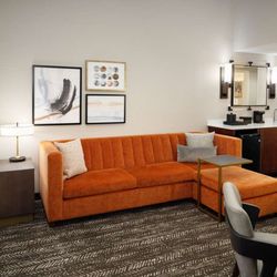 Embassy Suites by Hilton Orlando North - Guest room