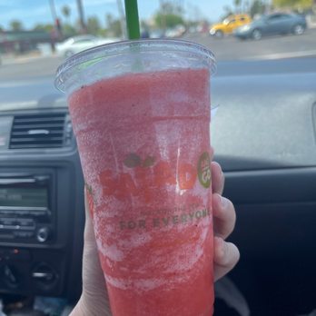 Salad and Go - Frozen strawberry lemonade $1 - Salad Near Me - Tempe, Arizona Salad and Go - Frozen strawberry lemonade $1 - Salad Near Me - Tempe, Arizona