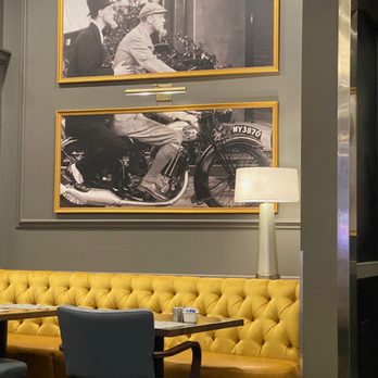 Earl Grey Cafe - Long boot for seating along the wall with a great double photo!! - Breakfast & Brunch Near Me - Las Vegas, Nevada