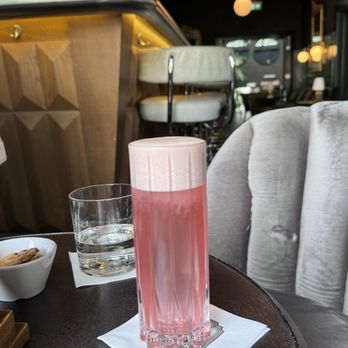 Pulitzer's Bar - Cocktail Bars Near Me - Amsterdam, New Hampshire