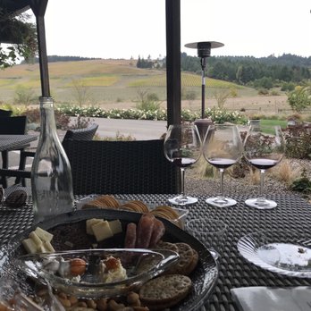 Laurel Ridge Winery - Wineries Near Me - Carlton, Oregon Laurel Ridge Winery - Wineries Near Me - Carlton, Oregon