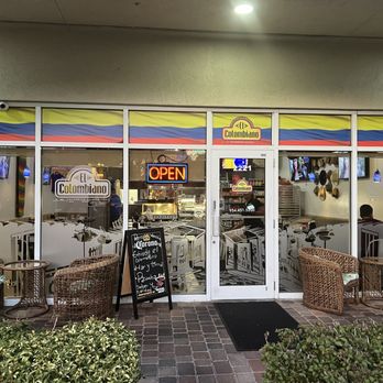 El Colombiano - Outside of the restaurant - Bakeries Near Me - Weston, Florida El Colombiano - Outside of the restaurant - Bakeries Near Me - Weston, Florida