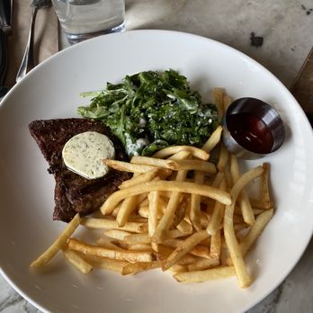 JOEY Rideau - Steak frites - Canadian (New) Near Me - OTTAWA, Ontario JOEY Rideau - Steak frites - Canadian (New) Near Me - OTTAWA, Ontario