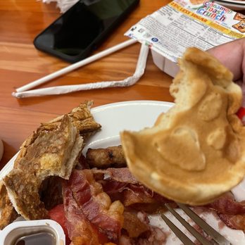 Loose Moose Bar & Grill - Williamsburg - a plate of food - New American Near Me - Williamsburg, Virginia Loose Moose Bar & Grill - Williamsburg - a plate of food - New American Near Me - Williamsburg, Virginia