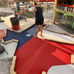 Putt Pub