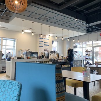 Rose & Lois - Trendy, clean, fun seating - Coffee & Tea Near Me - Carmel, Indiana