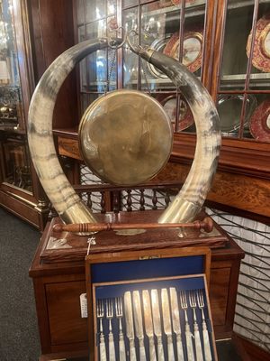 Moss Antiques by null