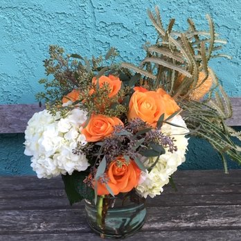 Maximum Bloomage - Best Friend Just Because Blooms - Florists Near Me