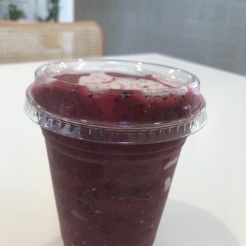 Foam Coffee - Berry smoothie - Coffee & Tea Near Me - Gulf Shores, Alabama