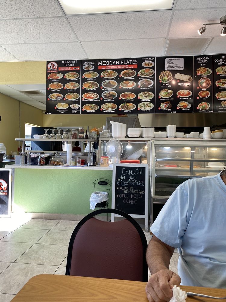 El Gallo Bravo