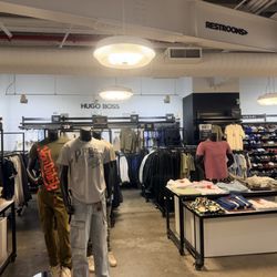 Bloomingdale's Outlet