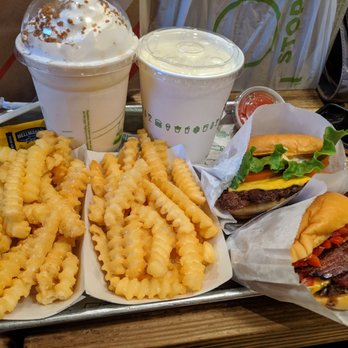Shake Shack Herald Square - Fries burgers shakes - Burgers Near Me - New York, New York Shake Shack Herald Square - Fries burgers shakes - Burgers Near Me - New York, New York