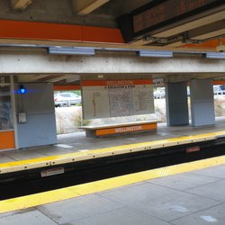 Wellington Station - Platform level at Wellington