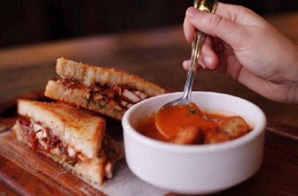 Townhall Maple Ridge by null