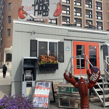 James Hook & Co - Trailer - Seafood Near Me - Boston, Massachusetts James Hook & Co - Trailer - Seafood Near Me - Boston, Massachusetts