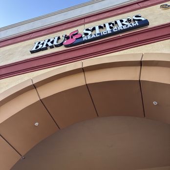 Bruster's Real Ice Cream - Outside - Ice Cream & Frozen Yogurt Near Me - Chino, California