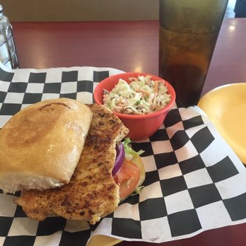 Bubba T’s Kitchen - Blackened chicken sandwich and coleslaw - Cajun/Creole Near Me - Willis, Texas