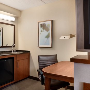 Hyatt Place Chicago/Hoffman Estates - In Room Amenities - Hotels Near Me - Hoffman Estates, Illinois Hyatt Place Chicago/Hoffman Estates - In Room Amenities - Hotels Near Me - Hoffman Estates, Illinois